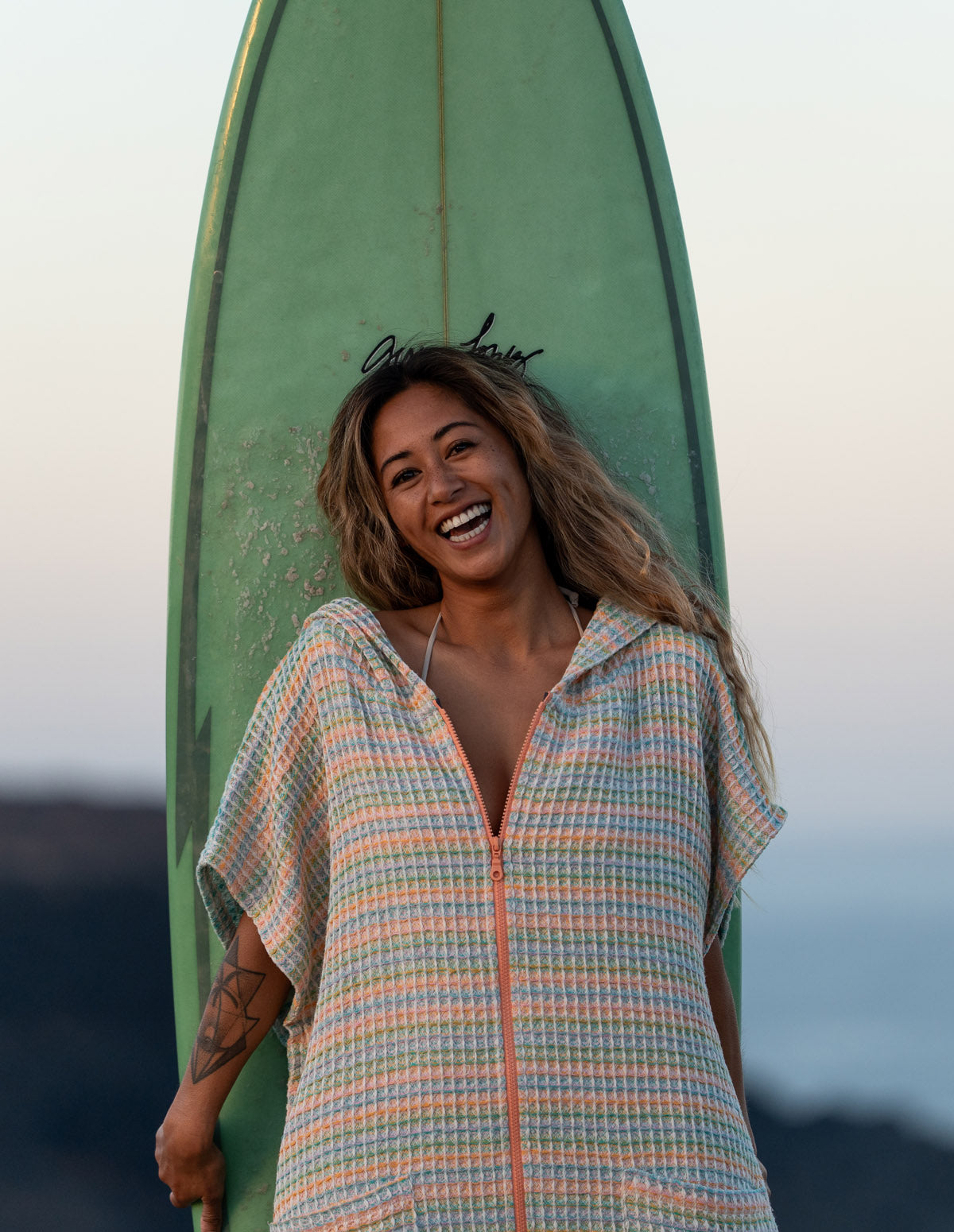 Women's Zip-Up Surf Poncho – Tutti Frutti| Ánima Women's Surf