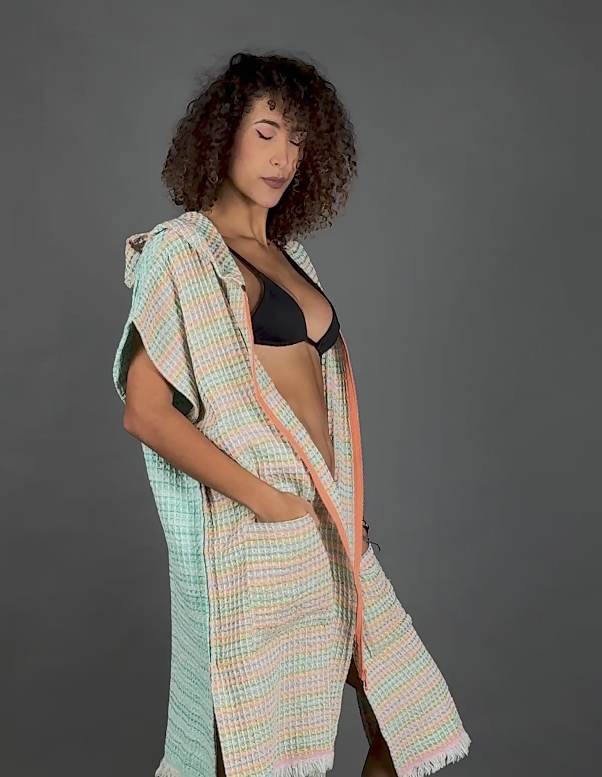 Women's Zip-Up Surf Poncho – Tutti Frutti| Ánima Women's Surf